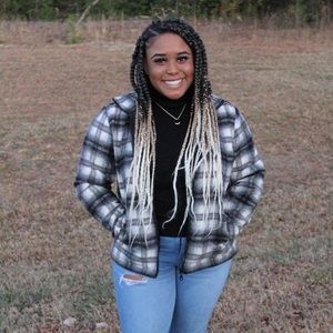 Meet your Posher, Shanese